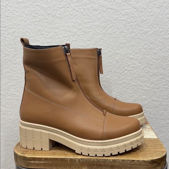 Sheridan Mia Bonaire Leather Zip Front Boots Size 37 / 6.5-7 - Picture 2 of 8